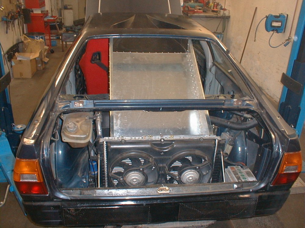 http://www.audiurquattro.de/rebuild/20v_umbau2005/Schacht1.jpg