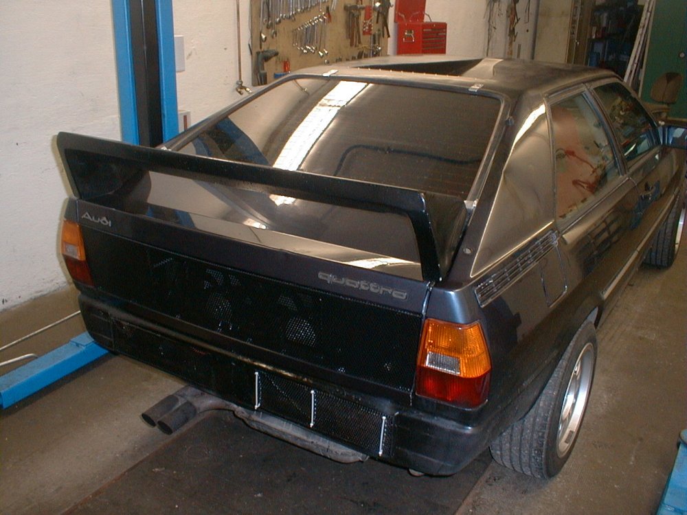 http://www.audiurquattro.de/rebuild/20v_umbau2005/Schacht5.jpg